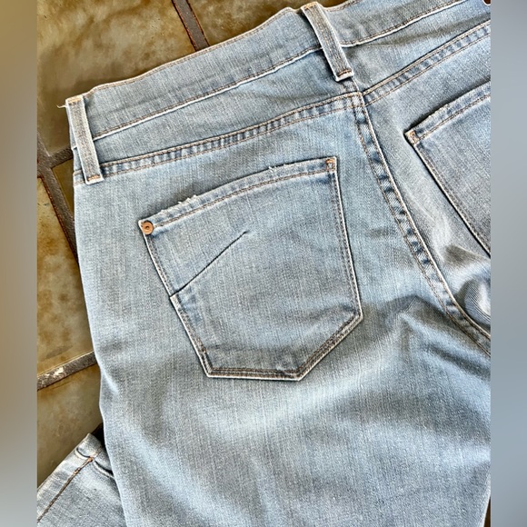 James Jeans Reboot Tiffany Jeans size 32 - (NWT) - Picture 9 of 10